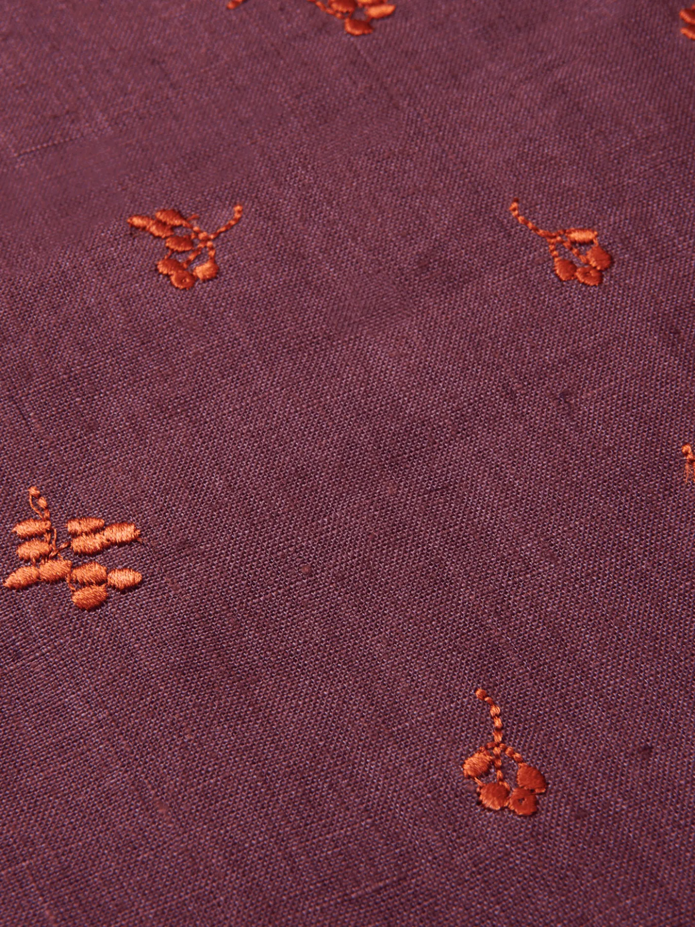 Baies Table Runner