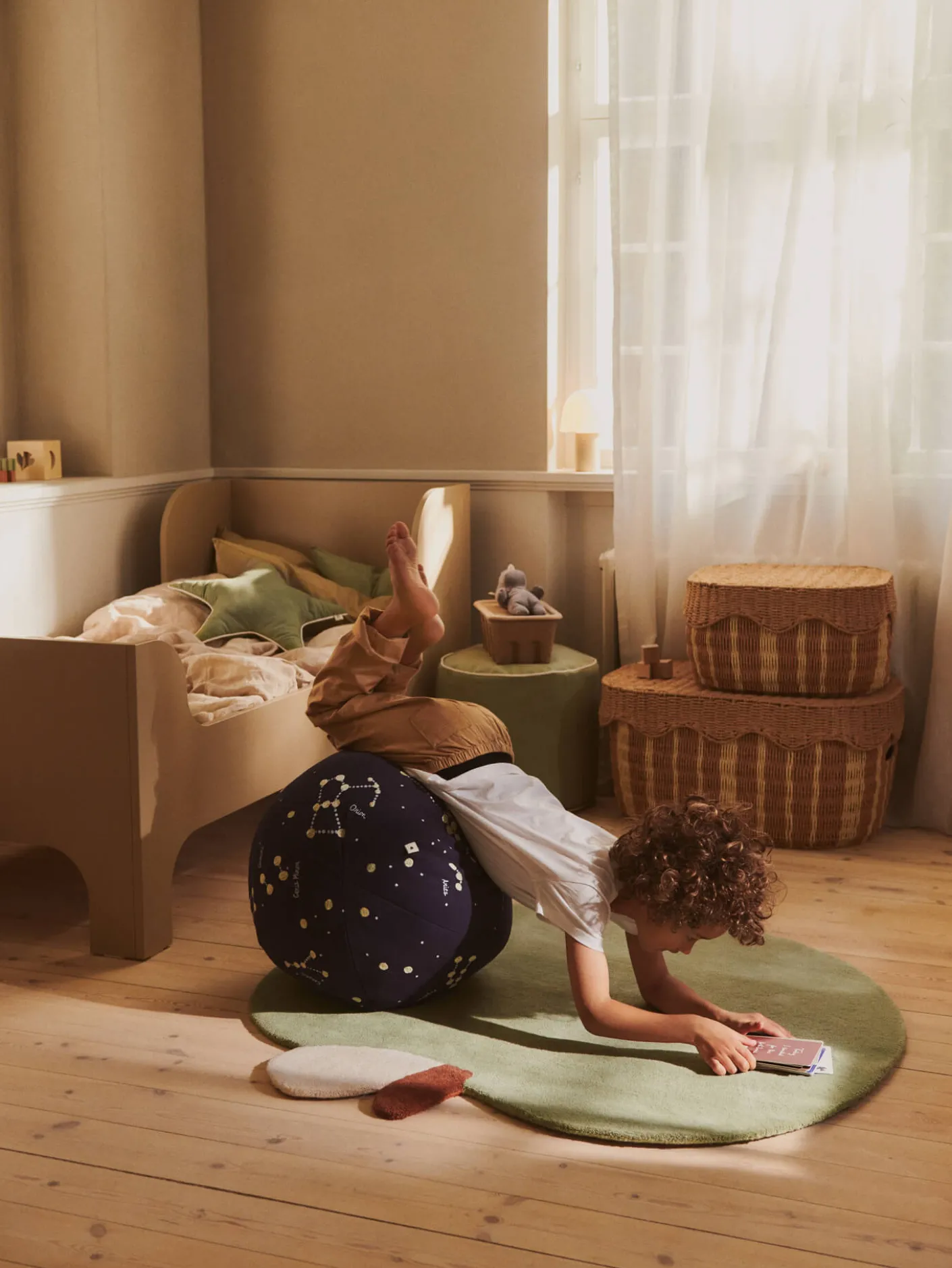 Constellation Pouf