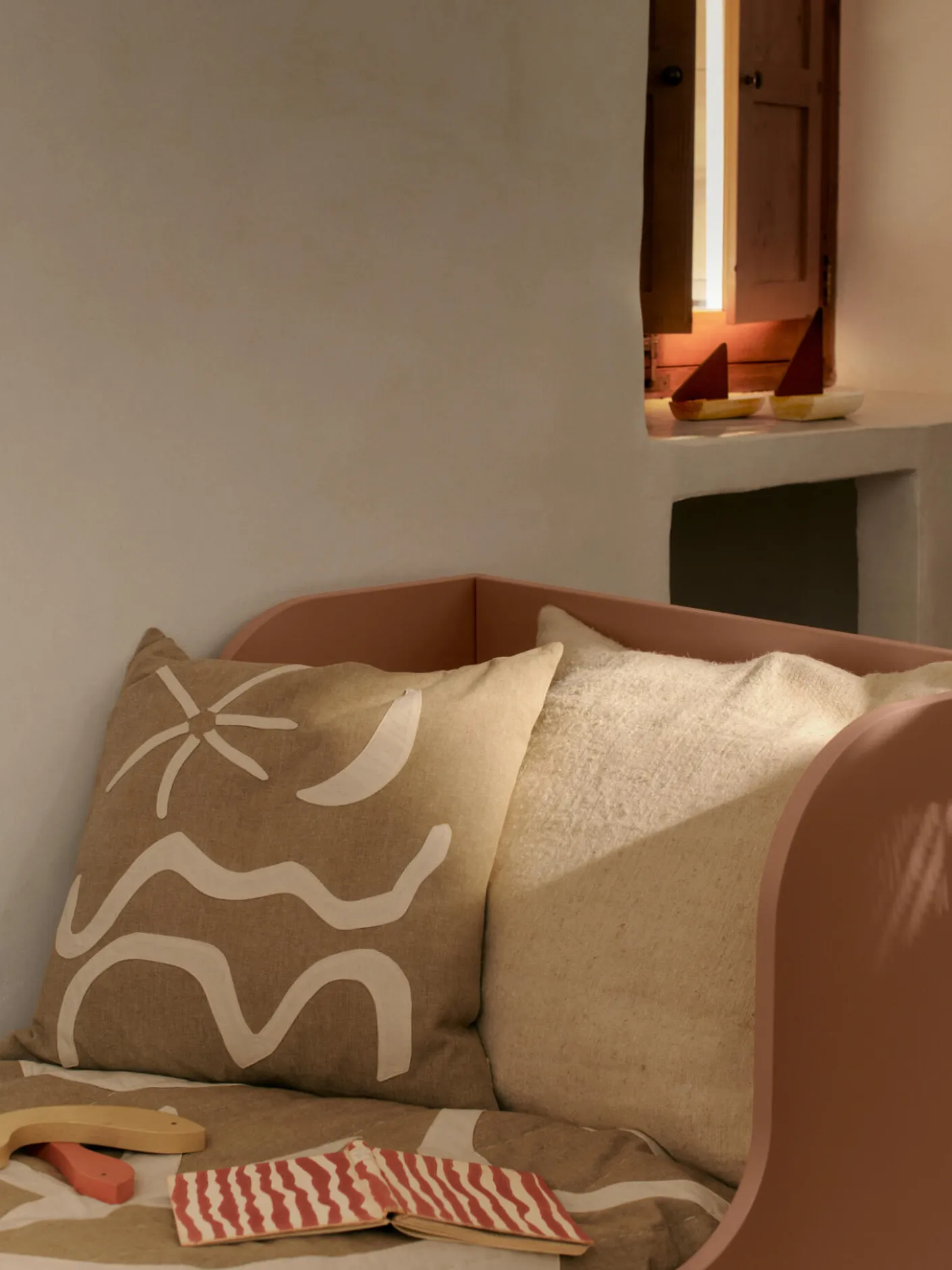 Kove Applique Cushion