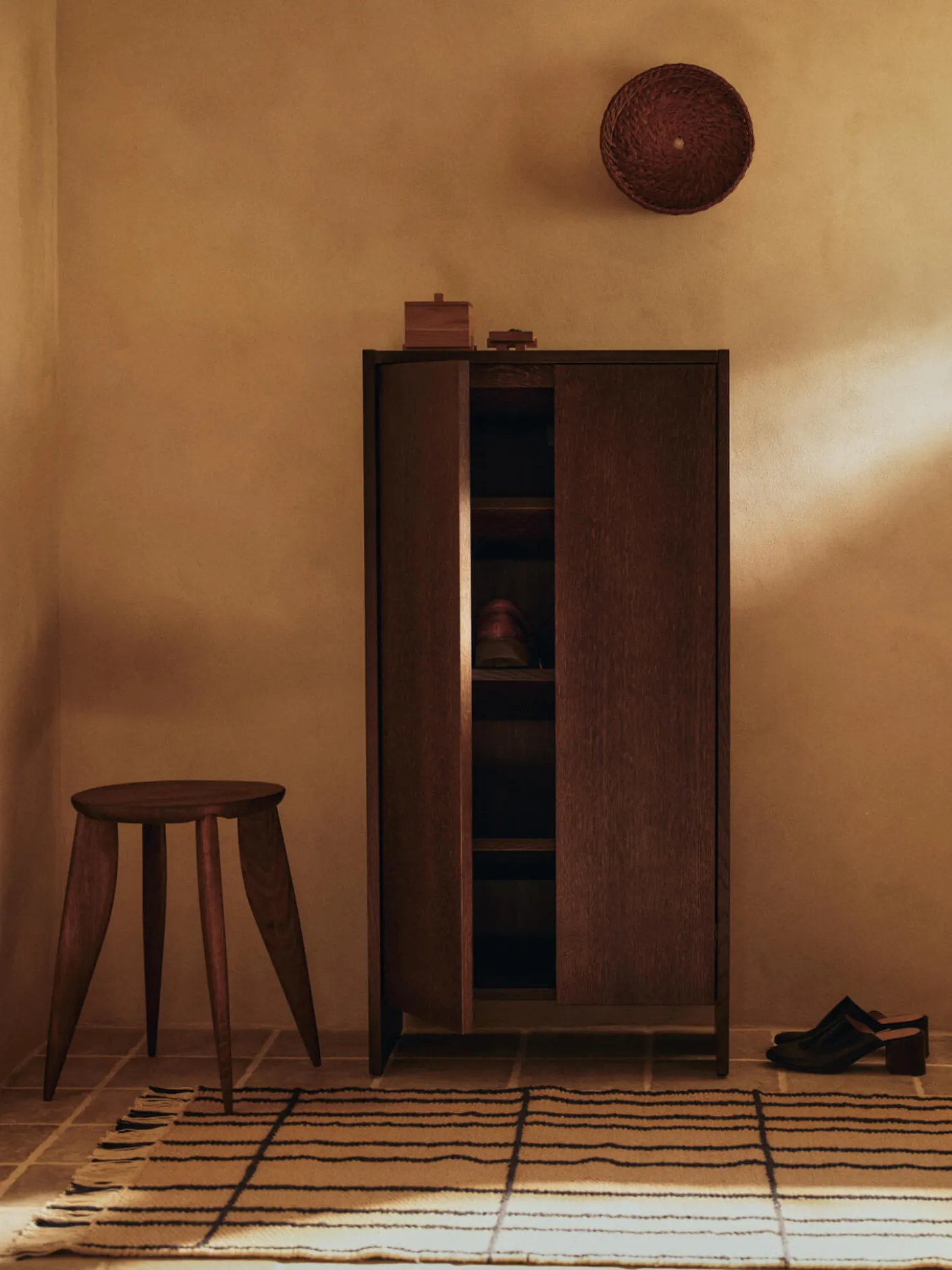 Parcel Hallway Cabinet - Tall