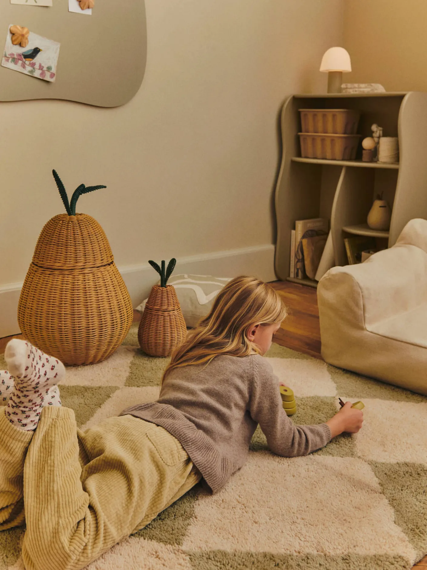 Pear Braided Storage