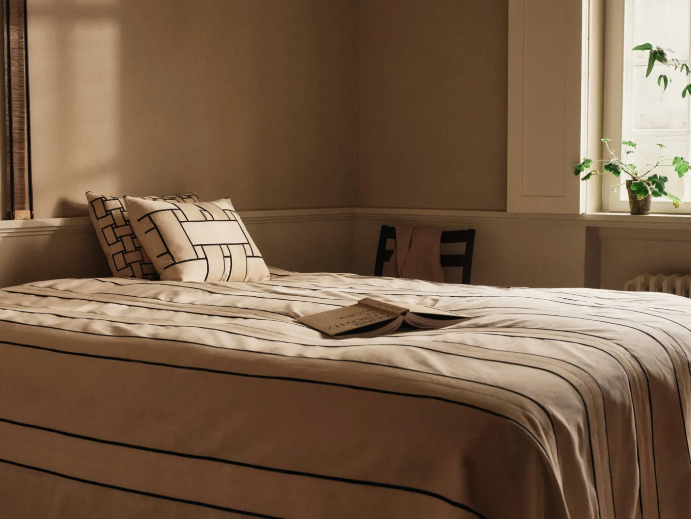 Twill Bedspread - Double
